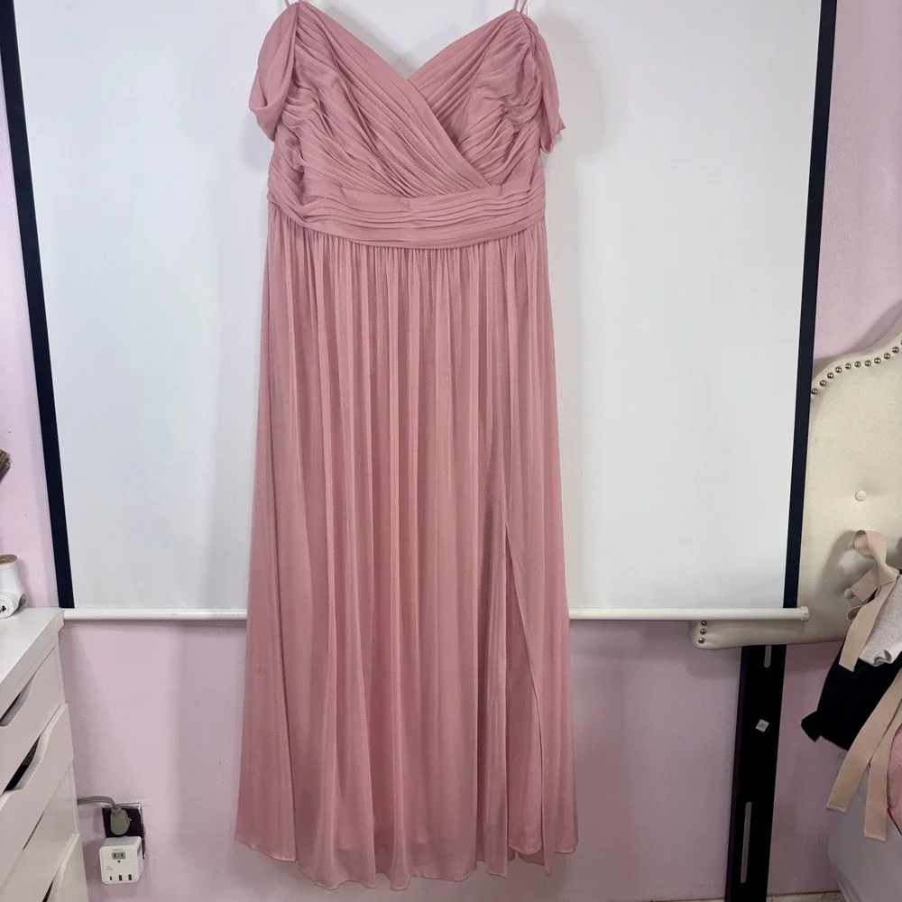 Alfred Sung Chiffon Bridesmaid Maxi Dress Off Shoulder Pink Size 24 D743 - Picture 2 of 10